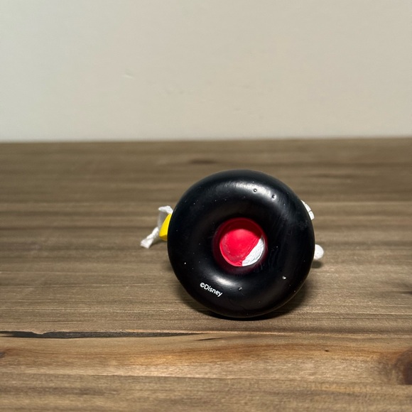 Original Hallmark Disney Mickey Mouse Christmas Tree Ornament. - Picture 5 of 5